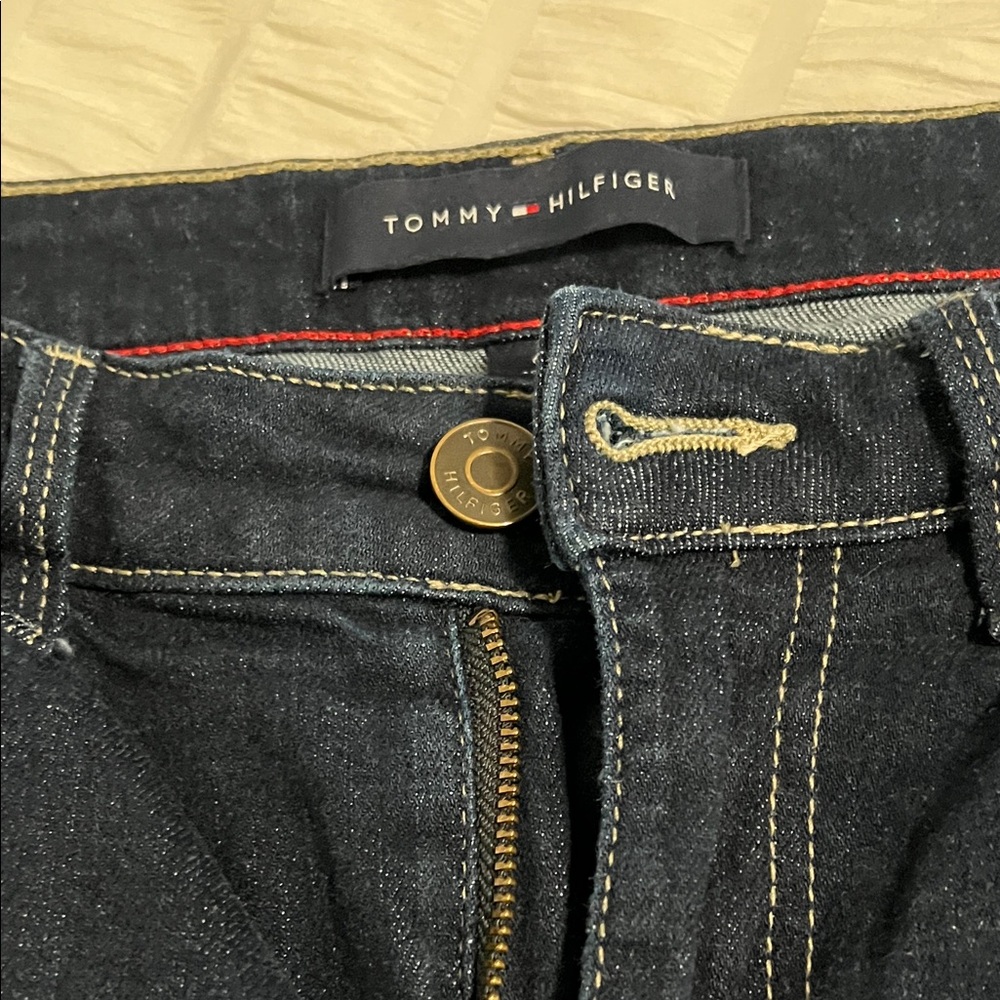 Tommy Hilfiger Women's Straight Leg Dark Indigo Jeans - Picture 4 of 8